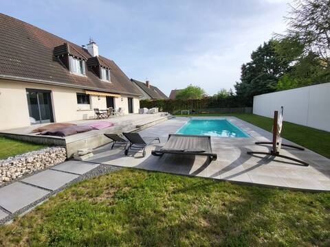Marsannay-la-Côte House with Pool and Vineyard View