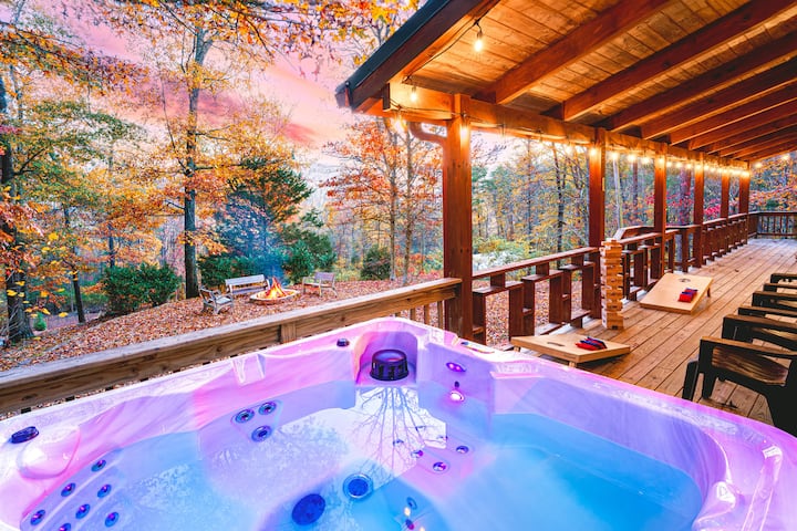 Hillside Haven | Luxe Hot Tub | Cornhole | Jenga - Chattanooga, TN