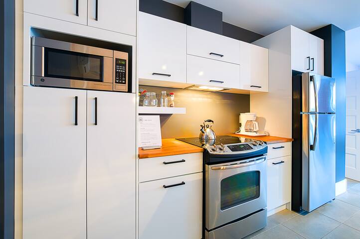 201 – Les Lofts St-Joseph – Par Les Lofts Vieux-QC gallery image 2