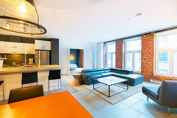 201 – Les Lofts St-Joseph – Par Les Lofts Vieux-QC gallery image 3