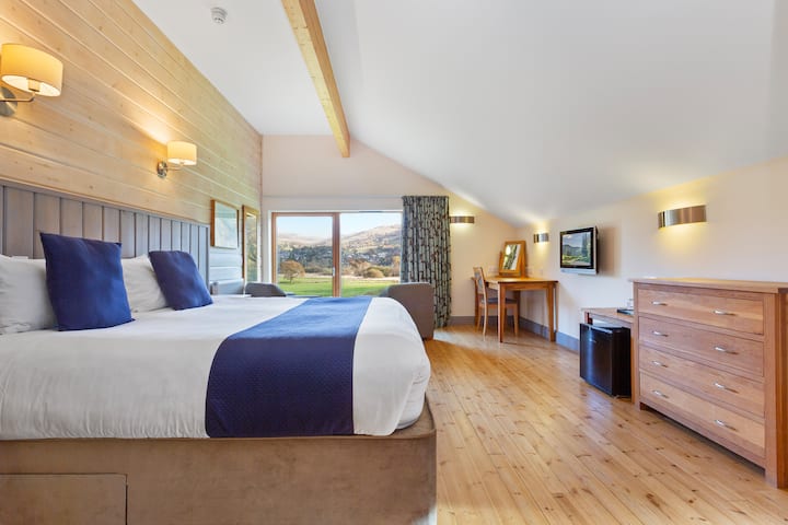Brathay Hall En-suite Bedroom Stays, Ambleside - Grasmere