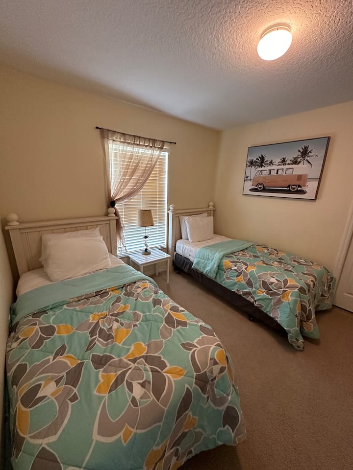 ห้องนอน 3 - ห้องเตียงแฝดพร้อมทีวีจอแบน