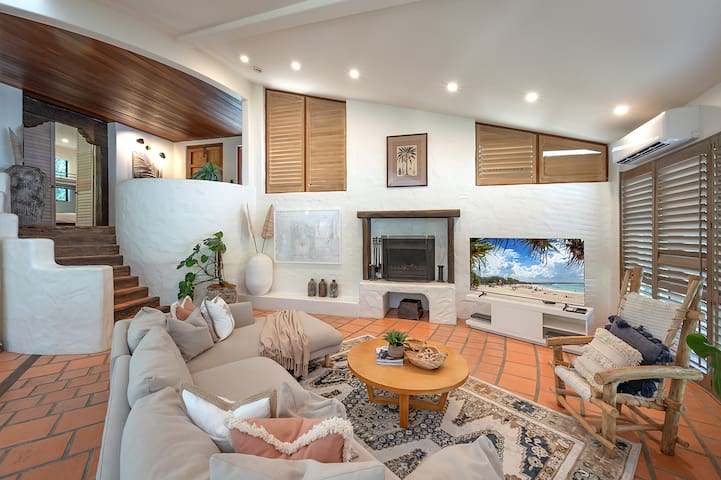 20 Little Cove 4BR Home, Pool, Pool table