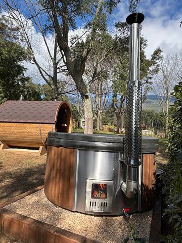 Beautiful house with piscina, spa and BBQ gallery image 3