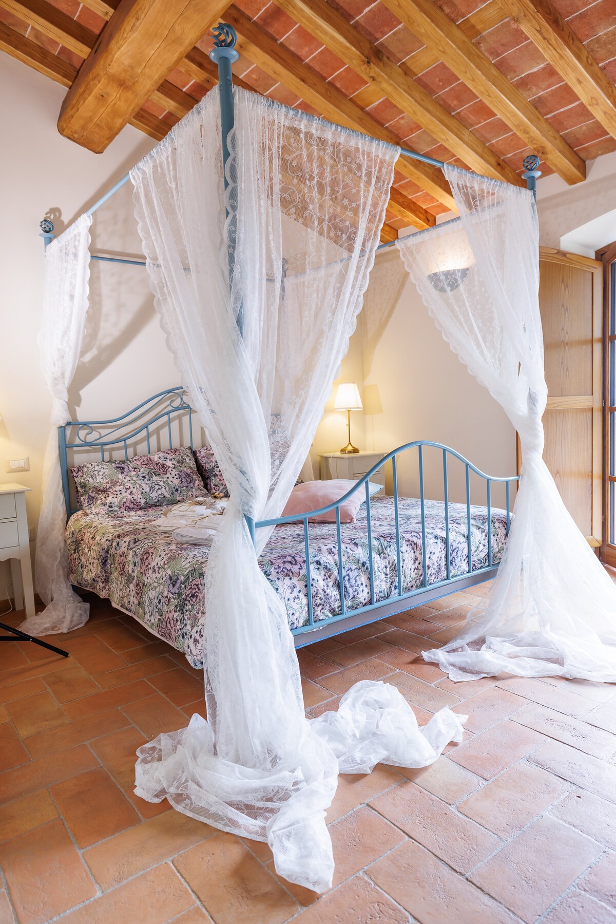 large double bedroom overlooking the garden and olive grove