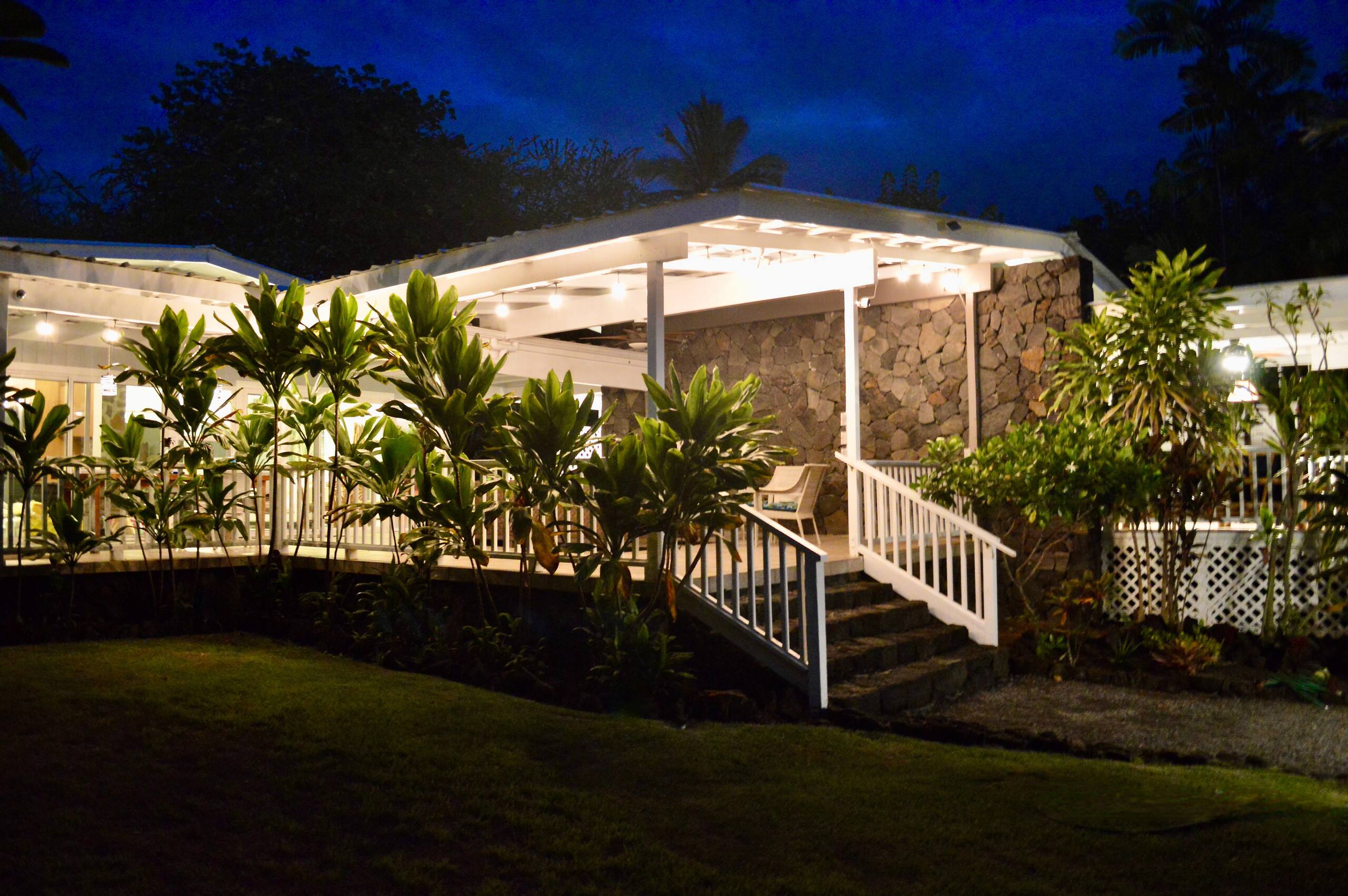 Home in Kailua-Kona · ★4.96 · 2 bedrooms · 2 beds · 2 baths - Image 32