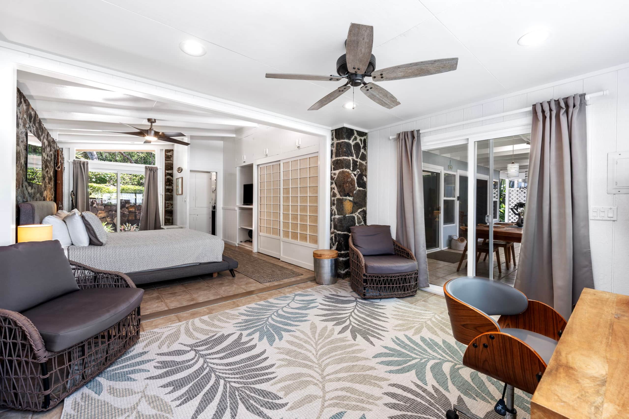 Home in Kailua-Kona · ★4.96 · 2 bedrooms · 2 beds · 2 baths - Image 14