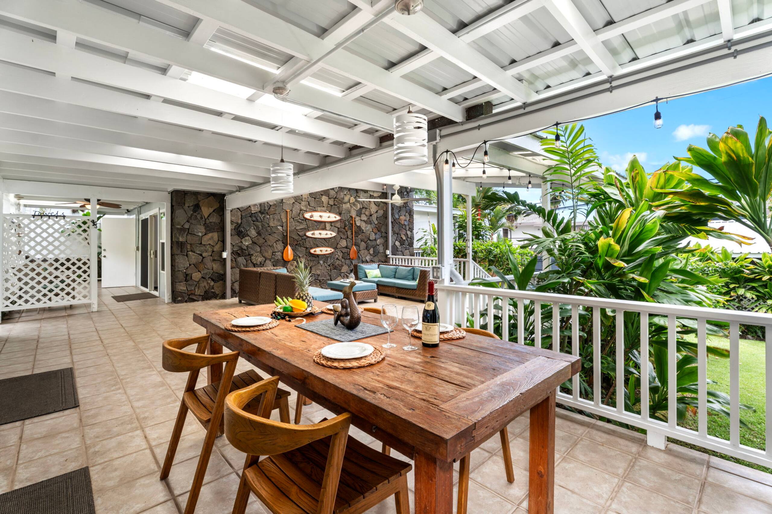Home in Kailua-Kona · ★4.96 · 2 bedrooms · 2 beds · 2 baths - Image 11
