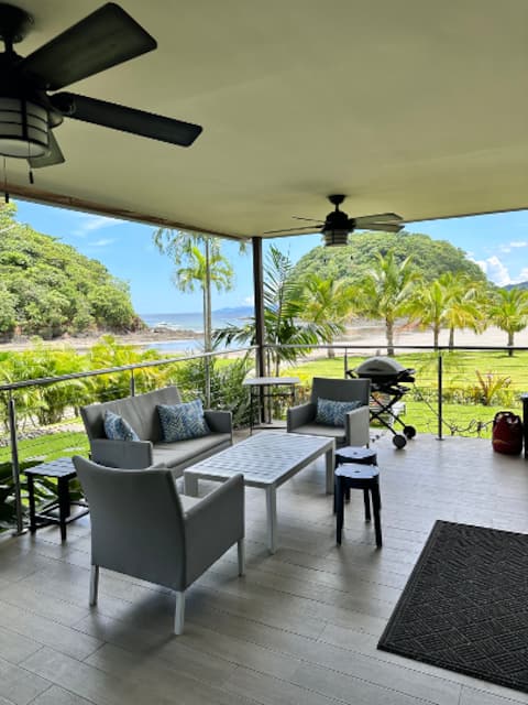 Azuero Lodge: Beachfront Luxury & Surf‑Ready Condo