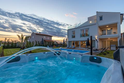 Successful Airbnb property: Beautiful Modern Villa in Stranići Kod Nove Vasi