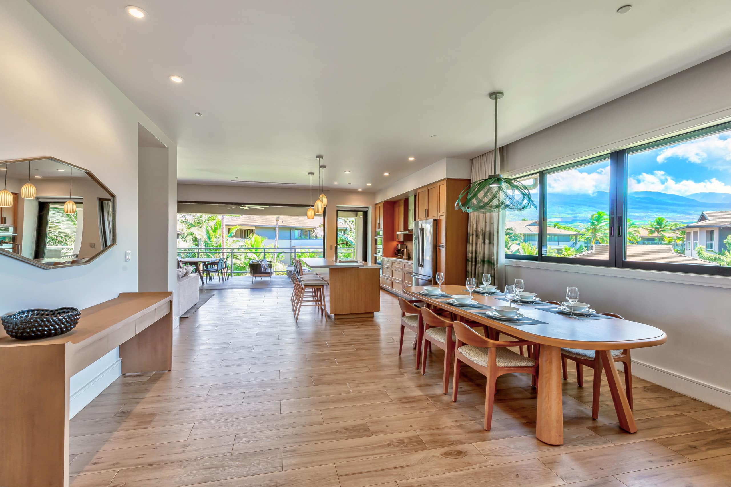 Villa in Lahaina · ★4.6 · 6 bedrooms · 8 beds · 6 private baths - Image 32
