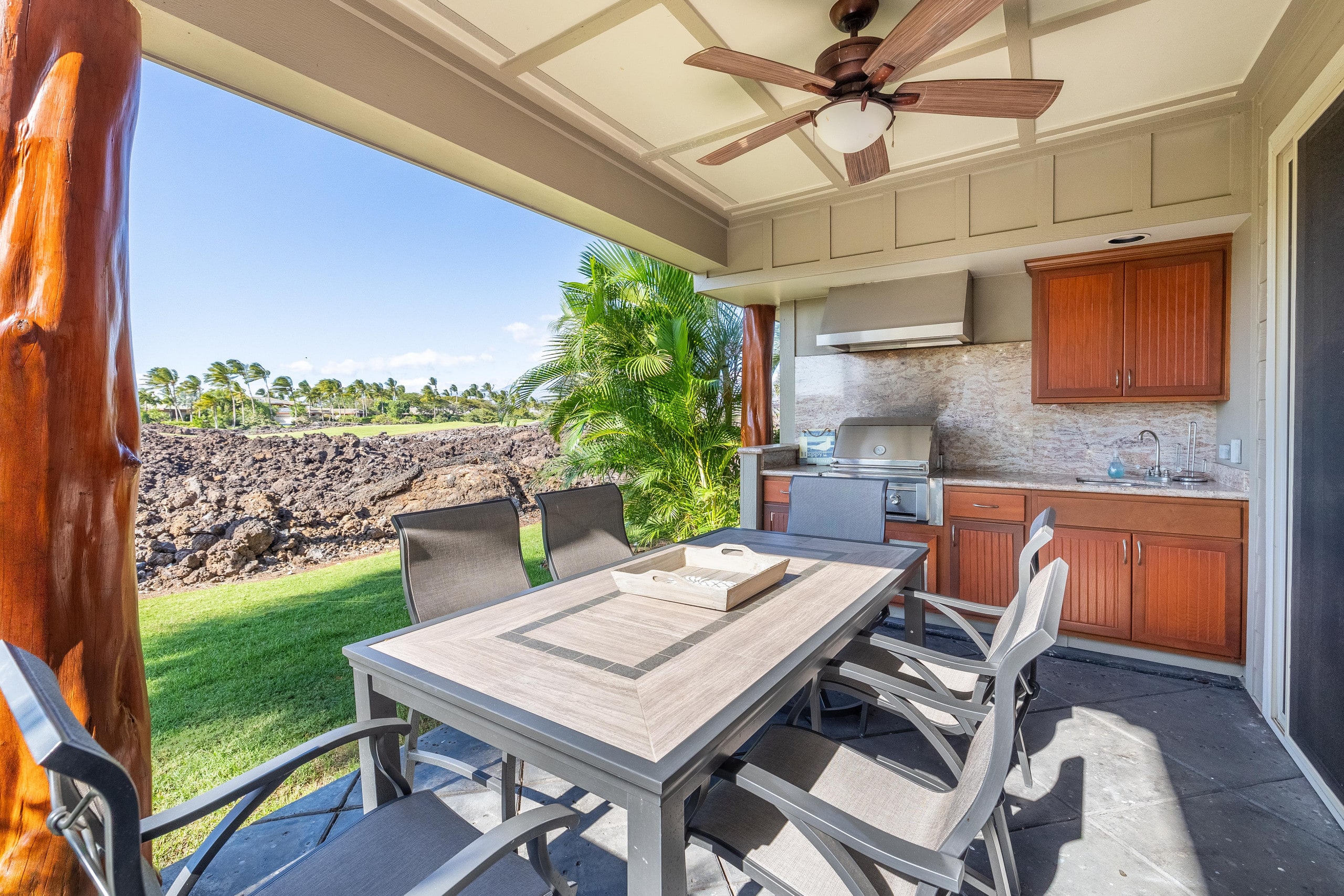 Condo in Waimea · ★4.94 · 3 bedrooms · 3 beds · 3 baths - Image 25
