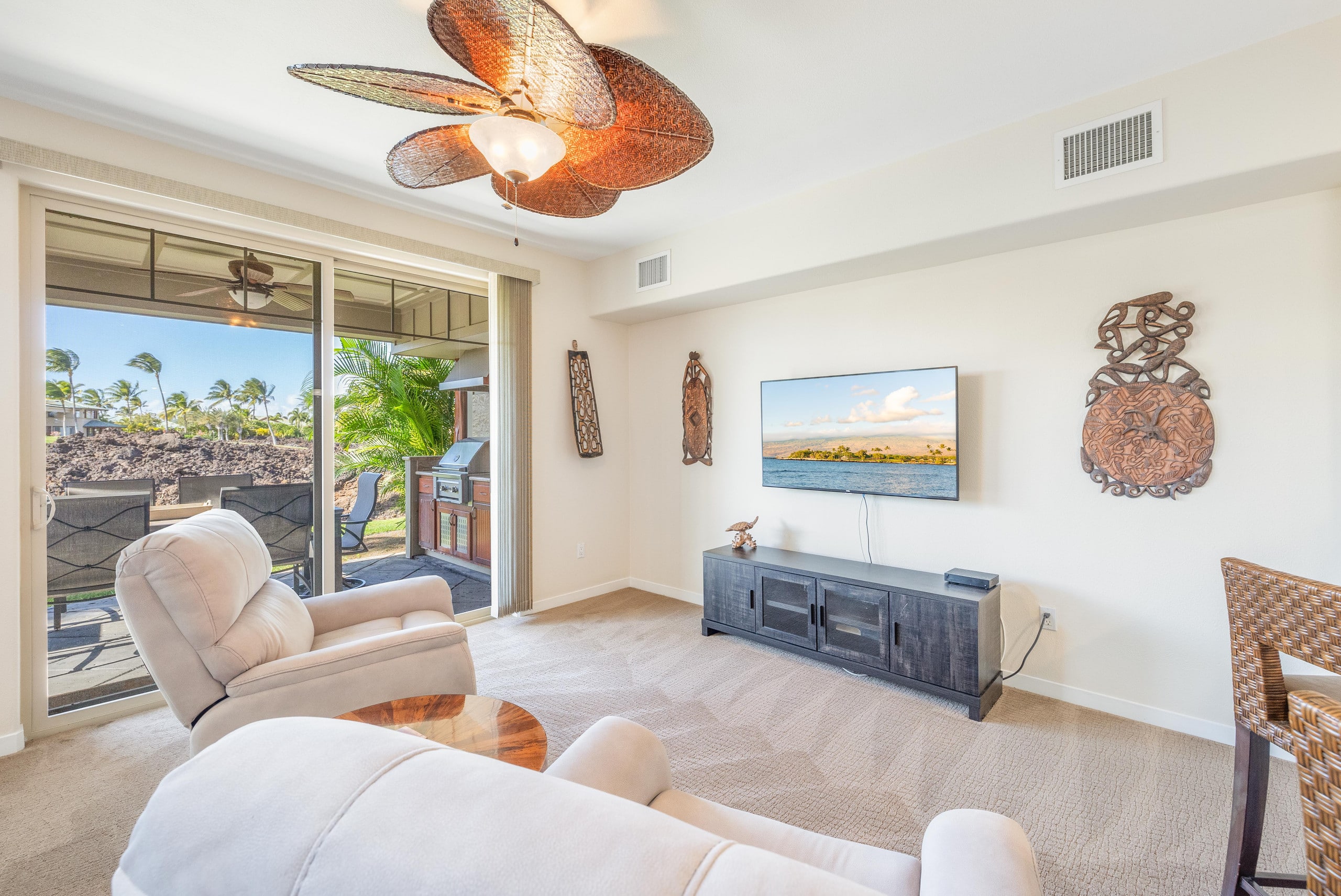 Condo in Waimea · ★4.94 · 3 bedrooms · 3 beds · 3 baths - Image 4