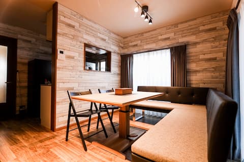 Tokyo Disney Nearby • Family Home • Sleeps up to 6