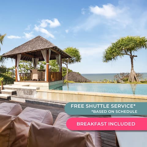 Beachfront 3BR Villa in Seminyak with Breakfast