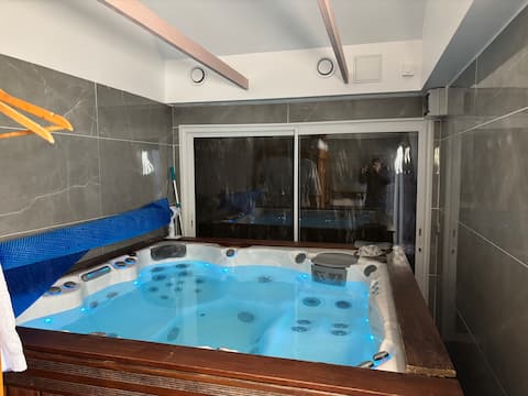 MickeyRelax Luxury Spa Villa near Disneyland Paris
