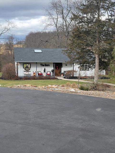 A Charming Cottage, Dog Friendly (fee)