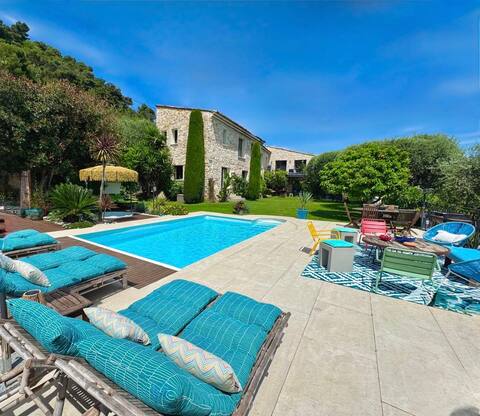 "La Bergerie du Vallon d'Or": 2 rooms overlooking the garden