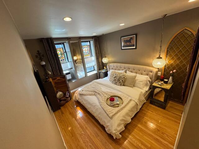 NYC Duplex & Private garden! Long term rental gallery image 4