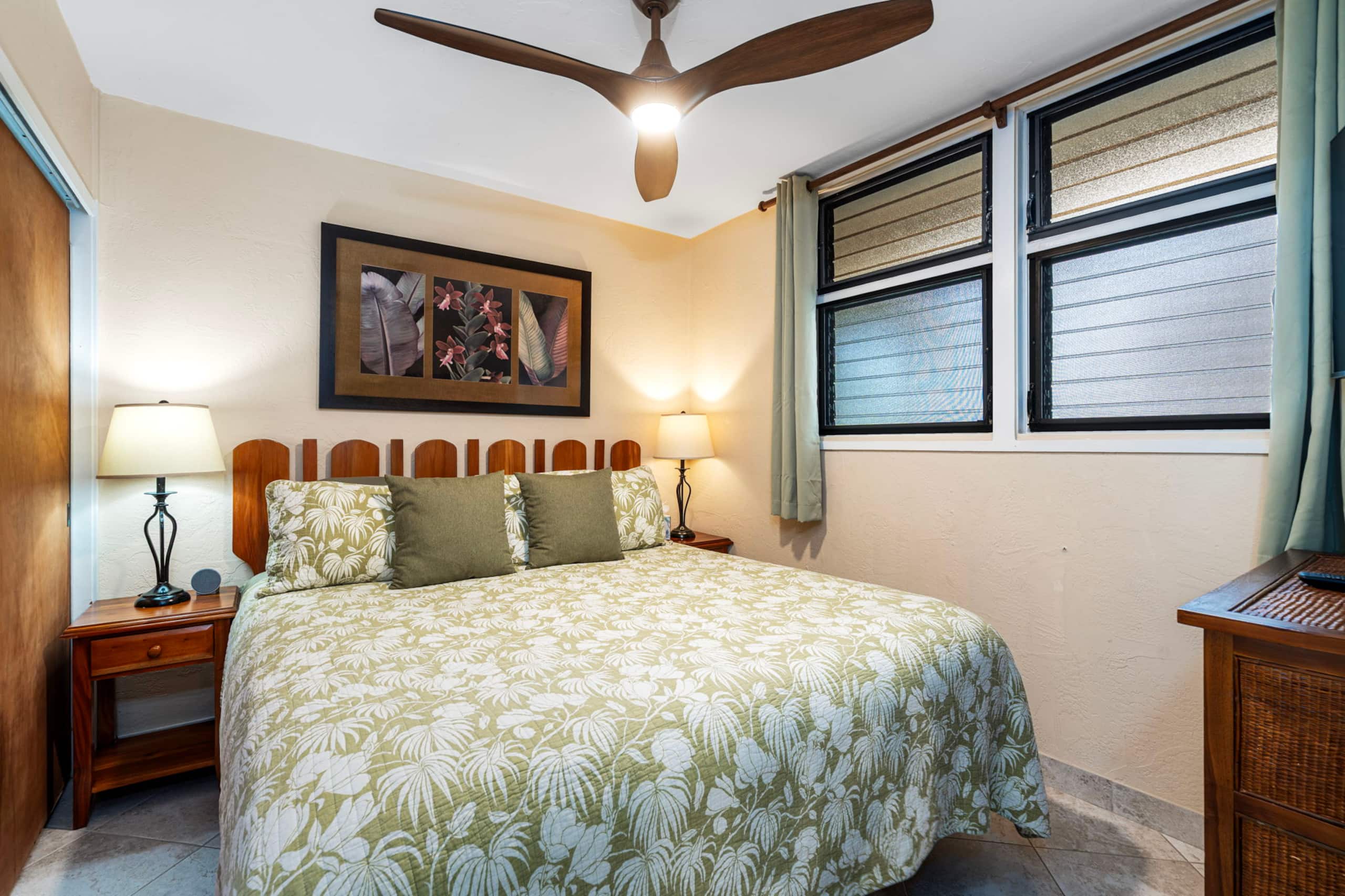 Condo in Kailua-Kona · ★4.93 · 2 bedrooms · 2 beds · 2 baths - Image 16