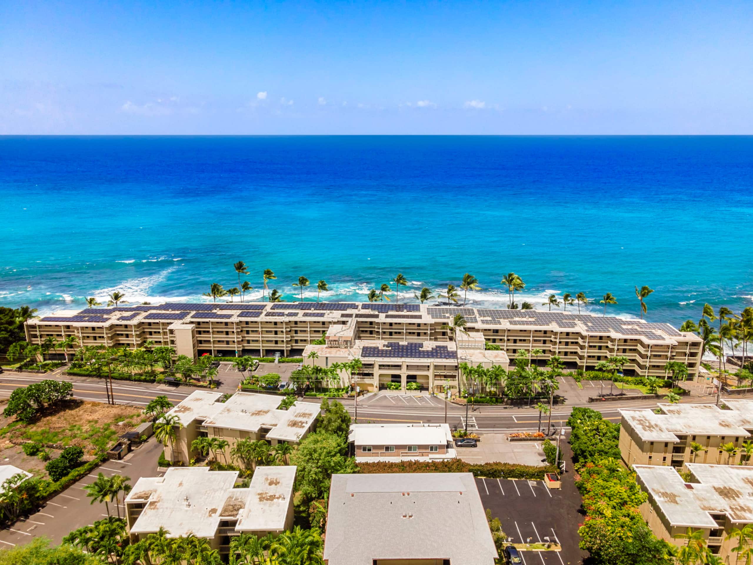 Condo in Kailua-Kona · ★4.93 · 2 bedrooms · 2 beds · 2 baths - Image 42