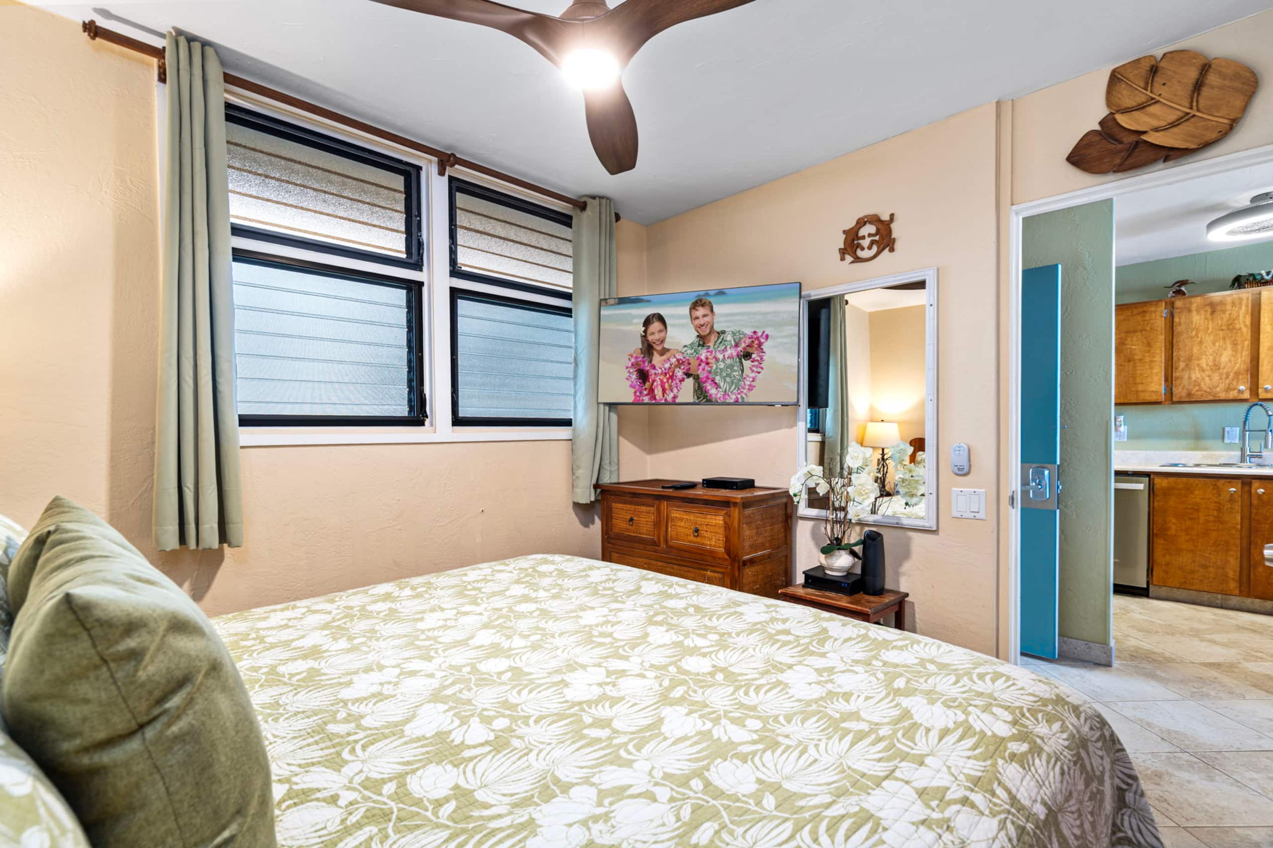 Condo in Kailua-Kona · ★4.93 · 2 bedrooms · 2 beds · 2 baths - Image 17