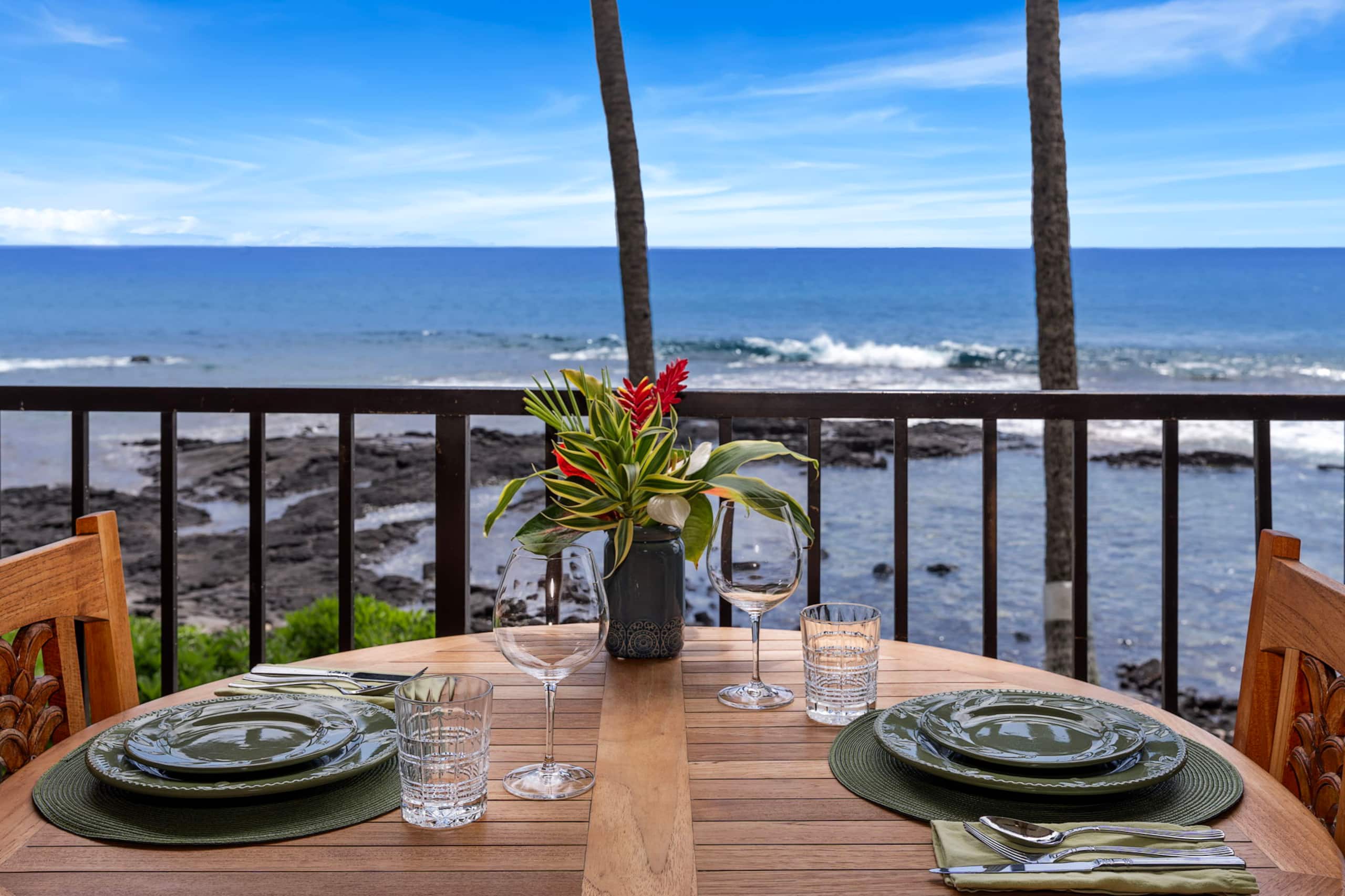 Condo in Kailua-Kona · ★4.93 · 2 bedrooms · 2 beds · 2 baths - Image 1