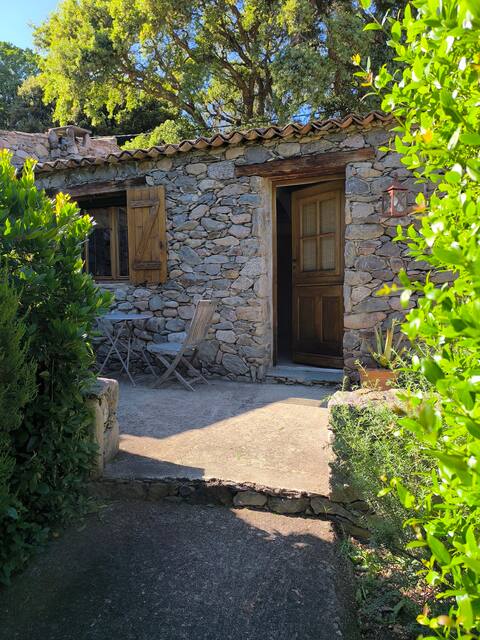 Les Bergeries de Piazzagina 5 minutes from the sea
