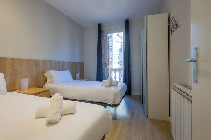 Apartment few meters from Sagrada Familia temple gallery image 4