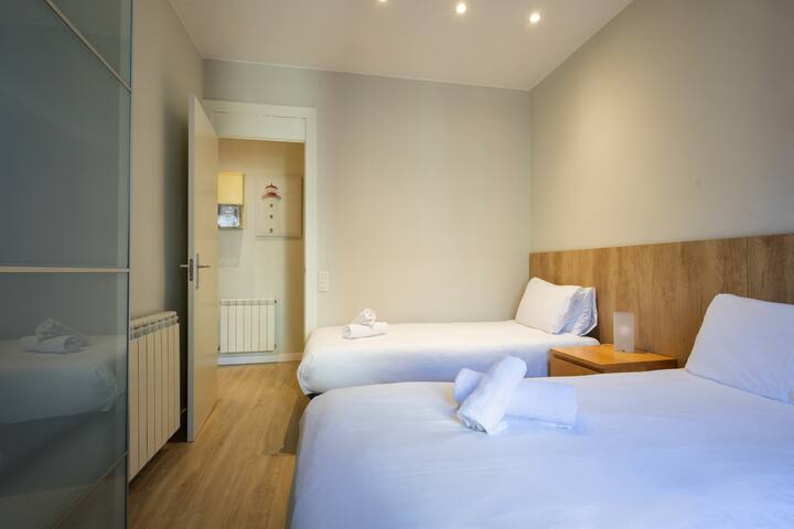 Apartment few meters from Sagrada Familia temple gallery image 5