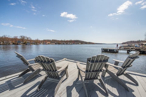 Dog Friendly Lake House: Dock, Game Room, Kayaks