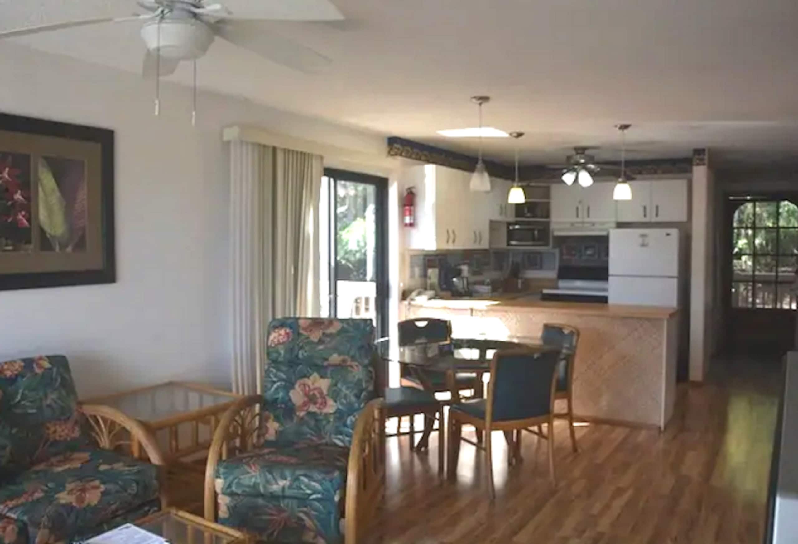 Condo in Lihue · ★4.67 · 2 bedrooms · 2 beds · 1.5 private baths - Image 3