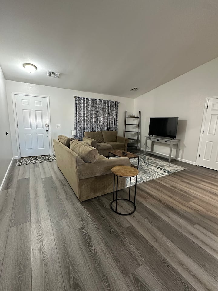 A Cozy Home Away From Home - Pahrump, NV