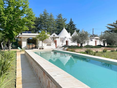 Trullo Panna Fragola - 4 rooms Villa & private pool