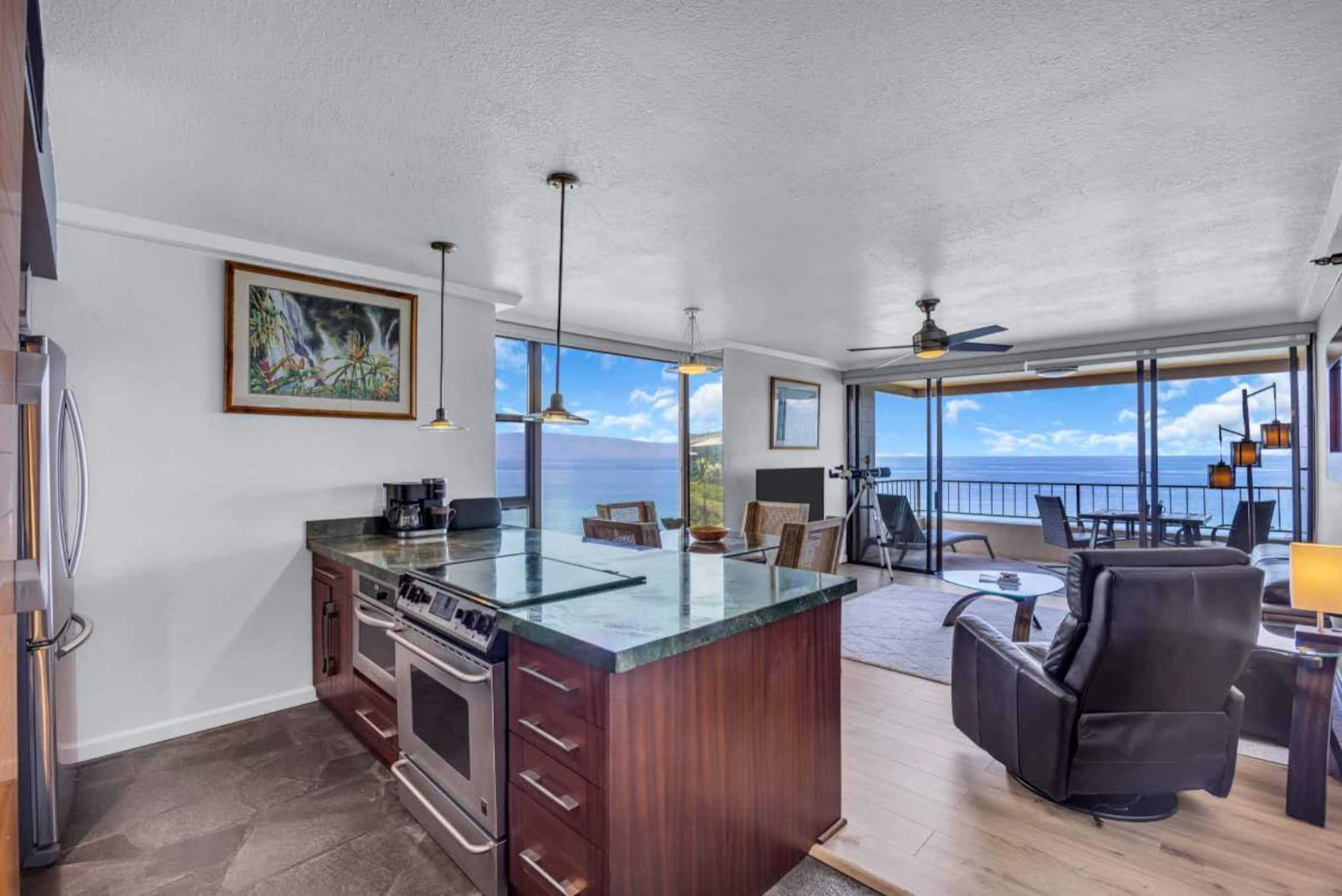 Condo in Lahaina · ★4.89 · 1 bedroom · 2 beds · 1 bath - Image 5