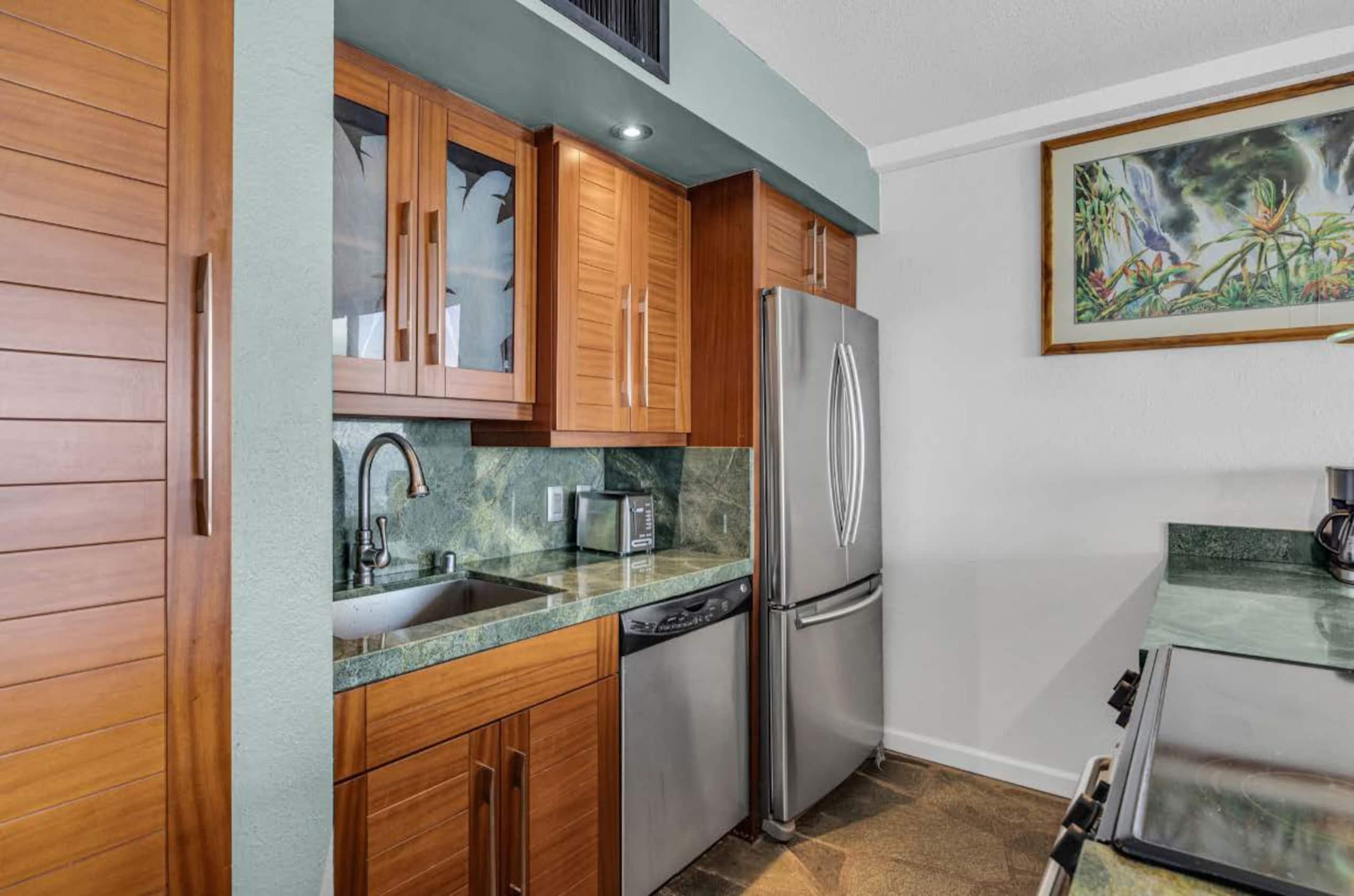 Condo in Lahaina · ★4.89 · 1 bedroom · 2 beds · 1 bath - Image 4