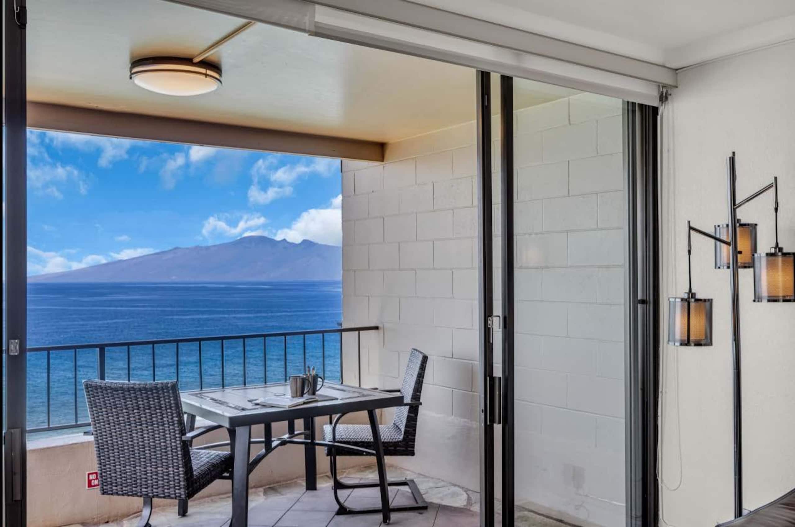 Condo in Lahaina · ★4.89 · 1 bedroom · 2 beds · 1 bath - Image 17