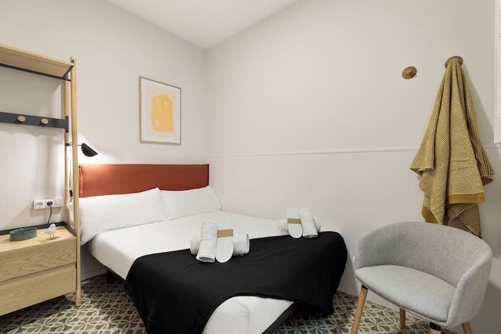 غرفة النوم 2