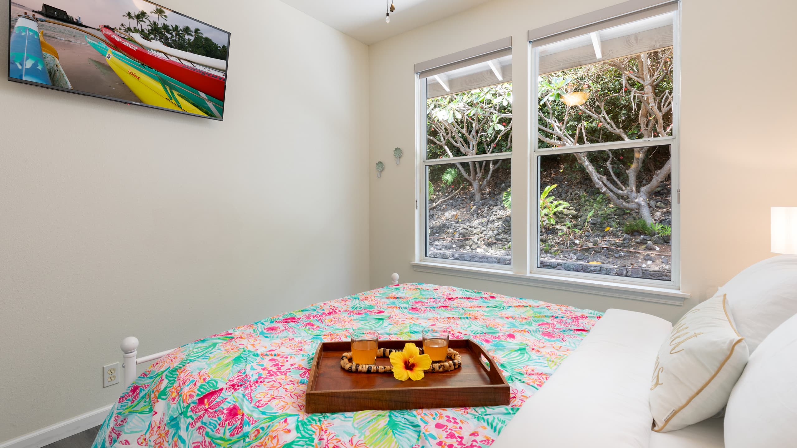 Home in Kailua-Kona · ★4.99 · 3 bedrooms · 4 beds · 2 baths - Image 16