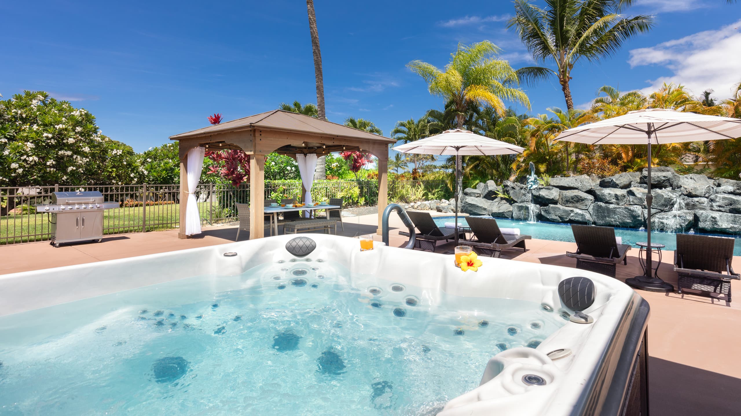 Home in Kailua-Kona · ★4.99 · 3 bedrooms · 4 beds · 2 baths - Image 43