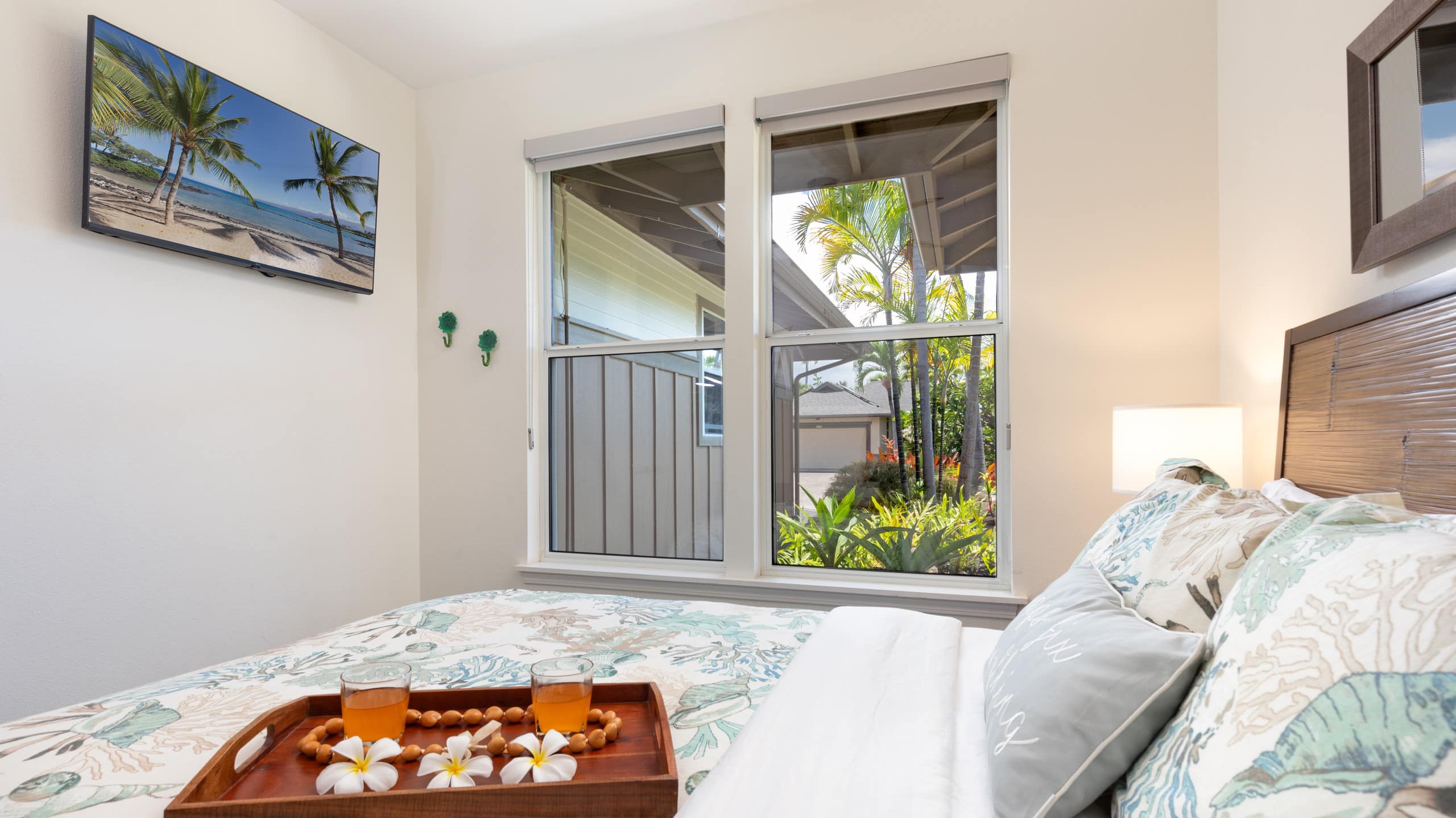 Home in Kailua-Kona · ★4.99 · 3 bedrooms · 4 beds · 2 baths - Image 14