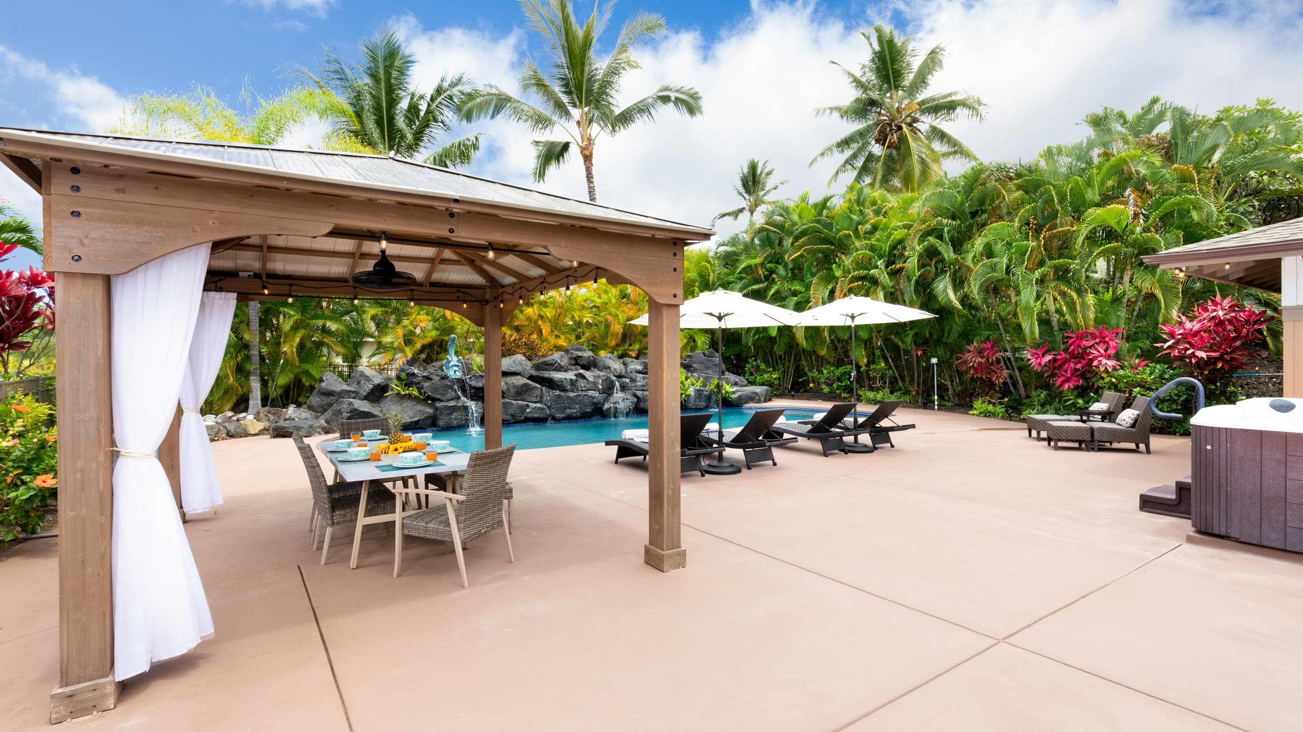 Home in Kailua-Kona · ★4.99 · 3 bedrooms · 4 beds · 2 baths - Image 20