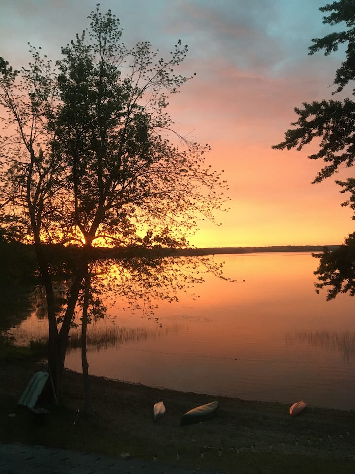 Waterfront Cabin In Hermon - カーメル, ME