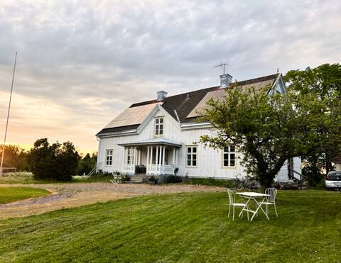Mansion 25 min from Astrid Lindgren's World