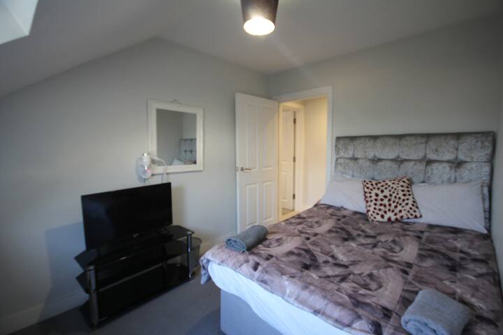 غرفة النوم 1