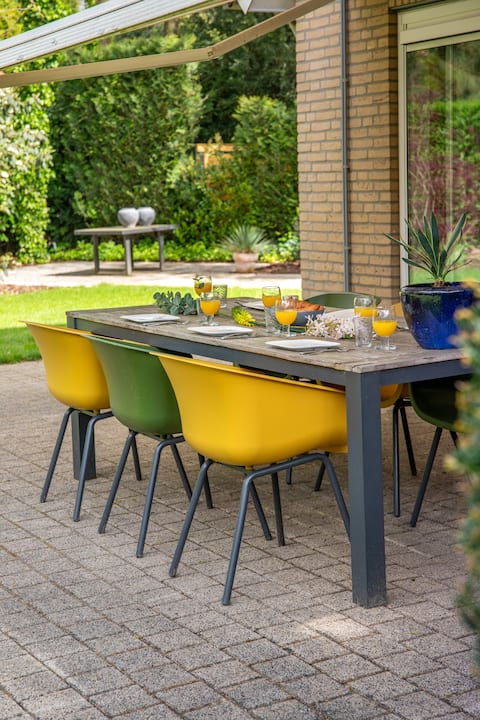 Wonderfully quiet, spacious vacation home for 6 people.