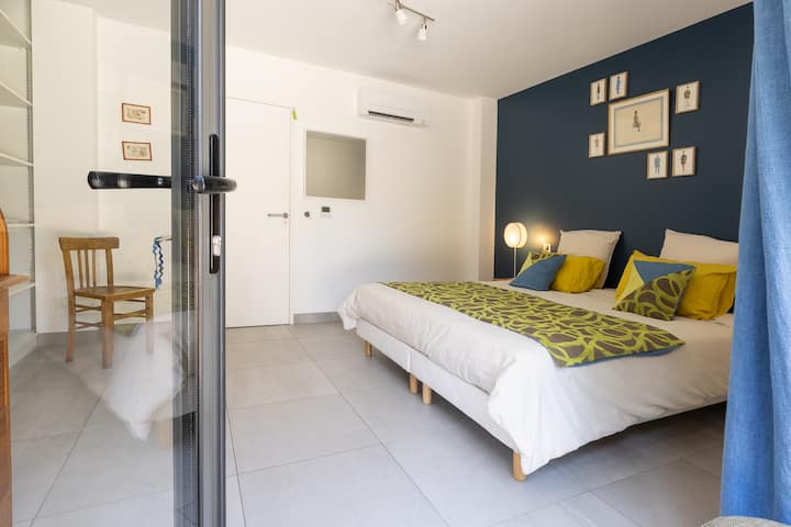 La Grange de la Gissonnerie - la habitación del Oficial (PMR en la planta baja) - modulable en una cama doble o 2 camas individuales