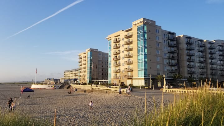 2 Bedroom Condo @ Seaside Oceanfront Resort W/pool - Seaside, OR