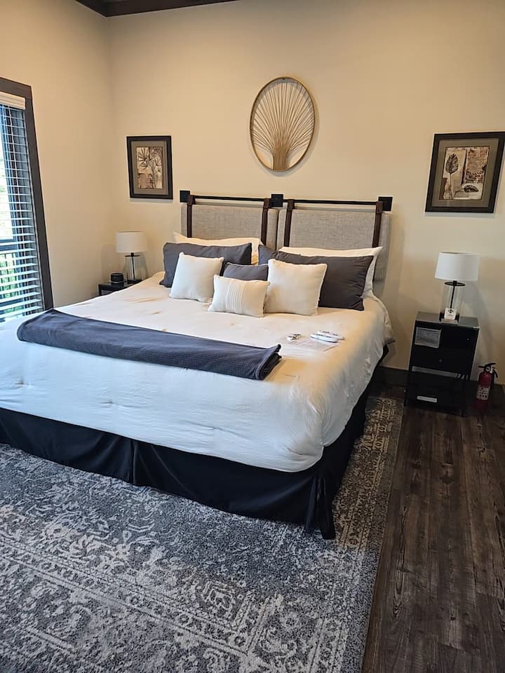 Top Of The Mountain With Gorgeous Mountain Views - Blue Ridge, GA