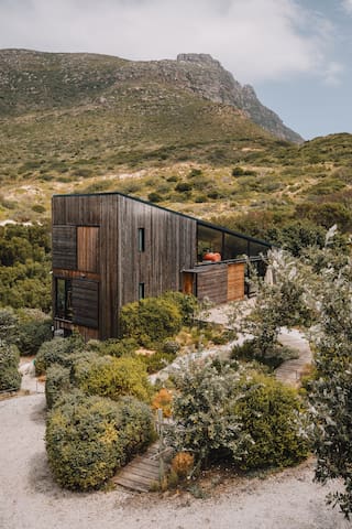 The Sentinel Cabin, Cyphia Close Cabins, Hout Bay